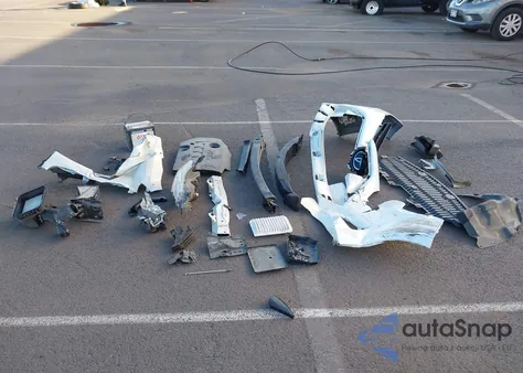 2019 Toyota Corolla Le z USA, uszkodzony, nr VIN 5YFBURHE2KP917144